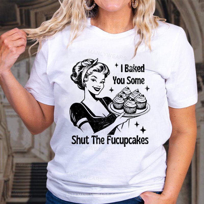 Women Vintage Housewife Funny Sarcastic T-Shirt